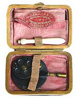 ophthalmic_ophthalmoscope_Tiemann_cased.jpg