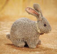 d34aGermany,Steiff,this bunny model was introduced in 1905..jpg