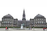     
: christiansborg-palace.jpg
: 0
:	25.3 
ID:	393849